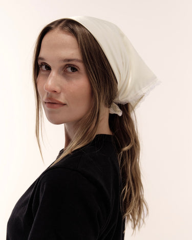 Willa Scarf